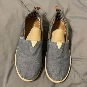 Women’s TOMS